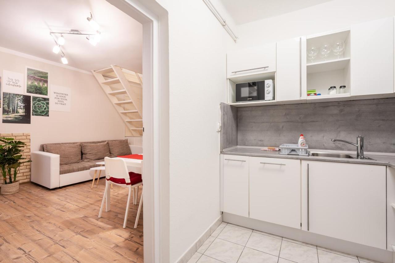 Zensen Nest Apartment Budapest Luaran gambar